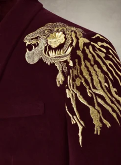Lion Embroidery Wine Velvet Blazer -Studiosuits Shop lionembroywinevelvetblazerlk 2