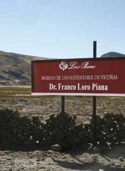 Loro Piana Enrico Wool Suit -Studiosuits Shop loropianastoryimg 3 6c39f886 8e92 4321 8004 e4f28490c8b2